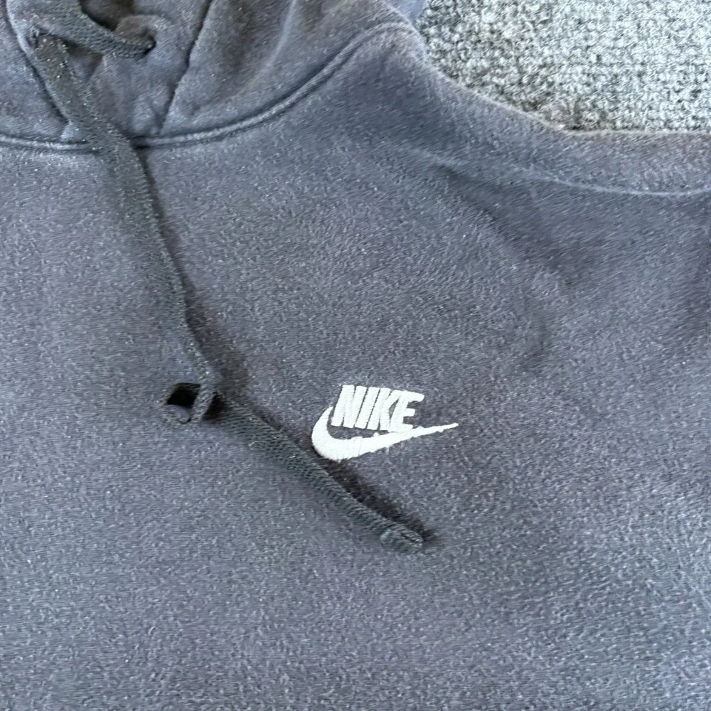 Nike Sportswear Club Hoodie Mens Medium Black Logo Fleece Cotton Kangaroo Pocket